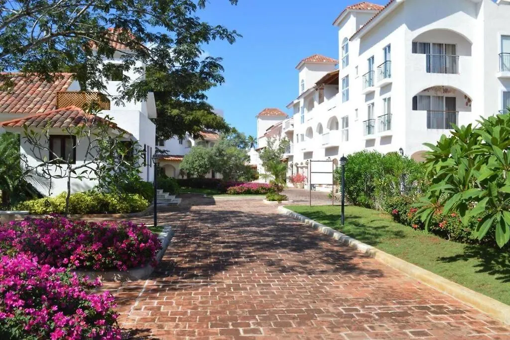Cadaques Caribe Bayahibe Private Beach La Fragata 0*,